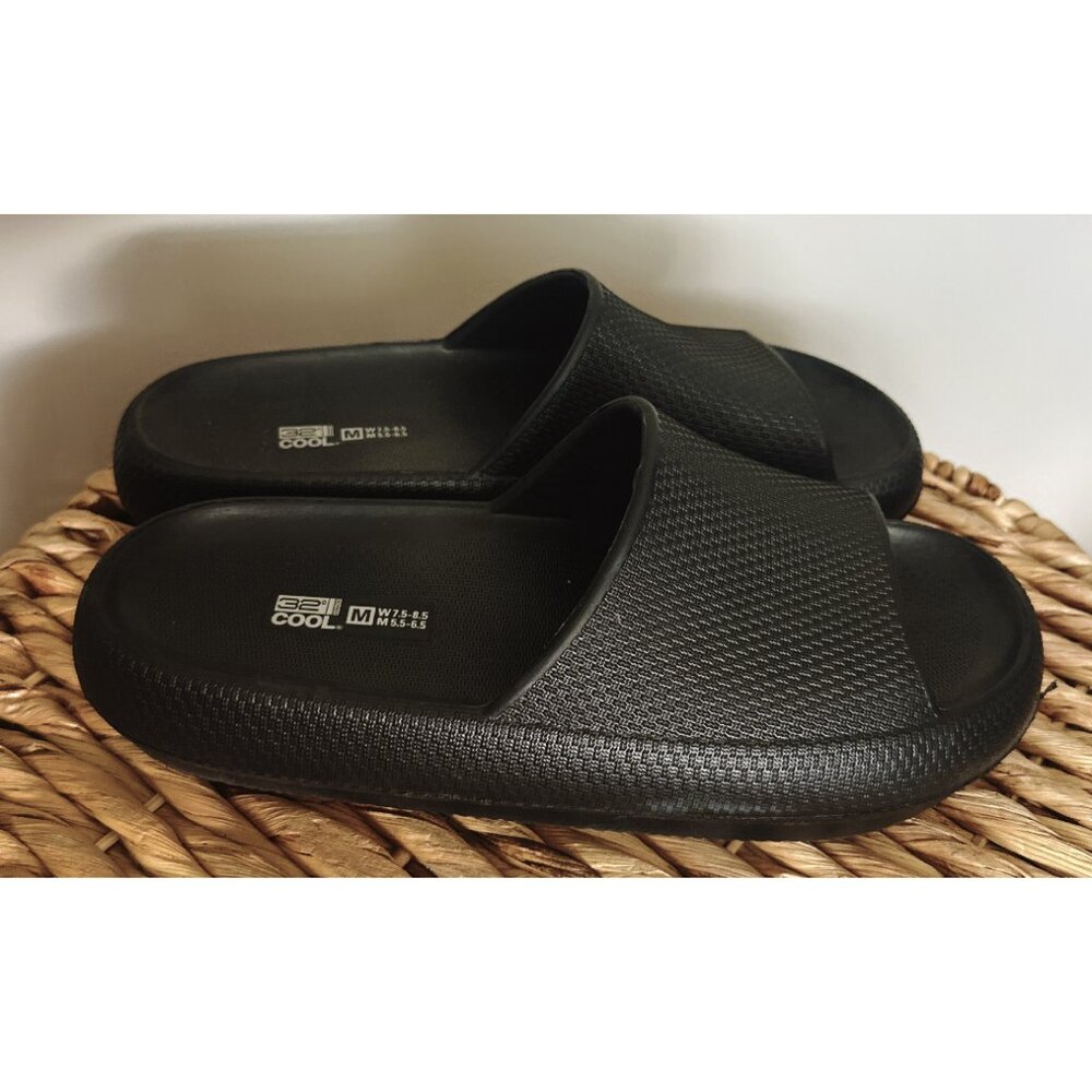 Black Unisex 32 Cool Sandals